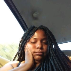 Meet your Posher, Andria